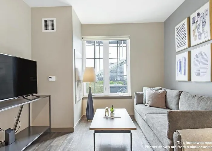 Landing Modern Apartment With Amazing Amenities