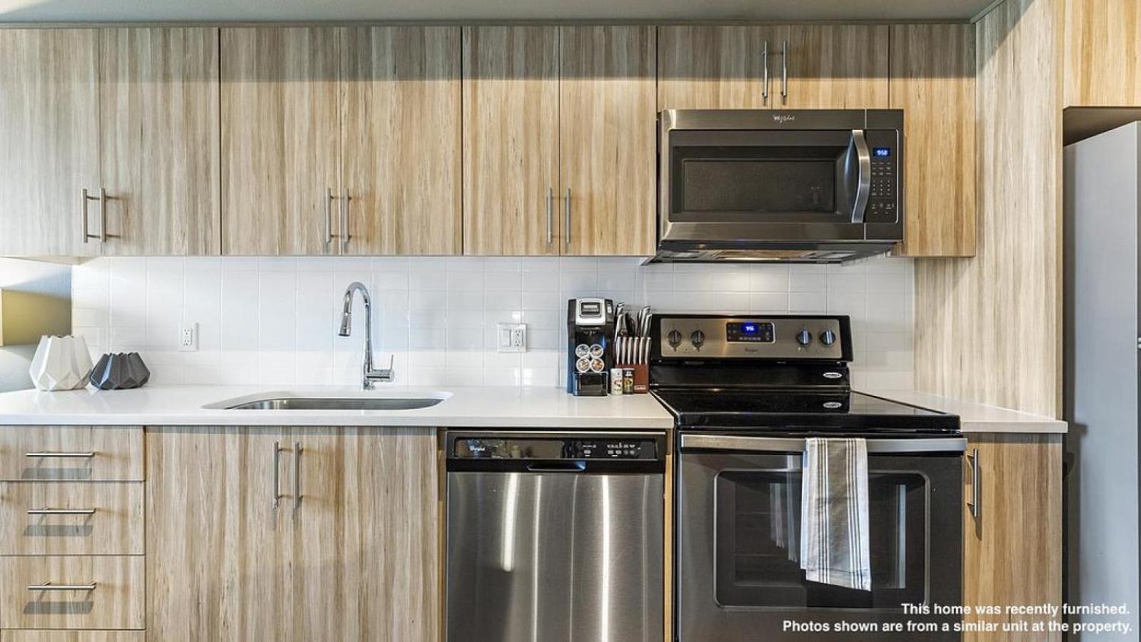 Landing Modern With Amazing Amenities